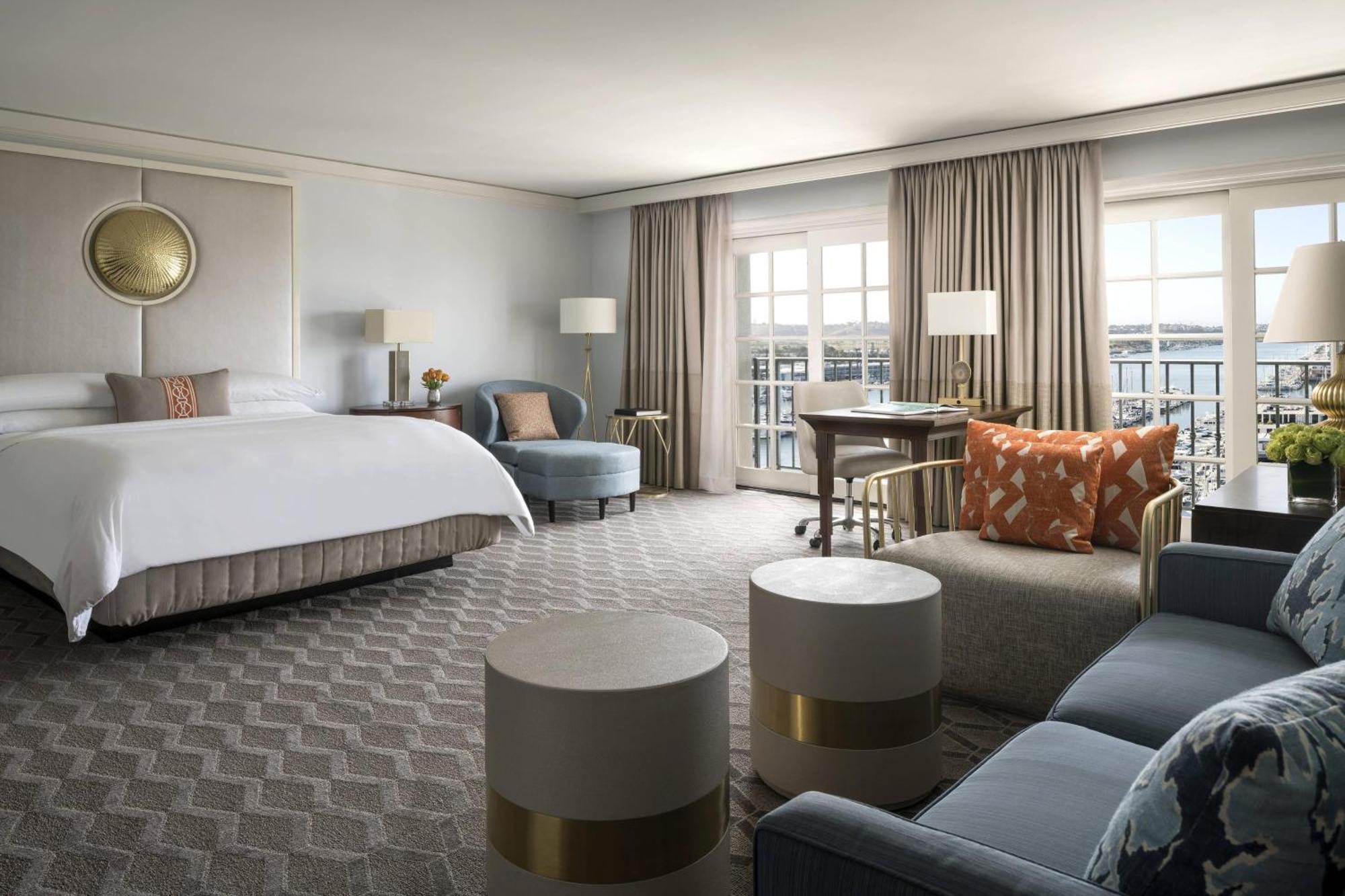 Junior Suite 1 King Bed Sofa bed Marina view Balcony,1634410865:JPEG